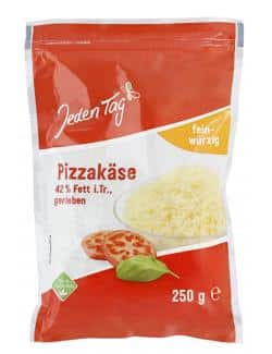 Jeden Tag Pizzakäse gerieben